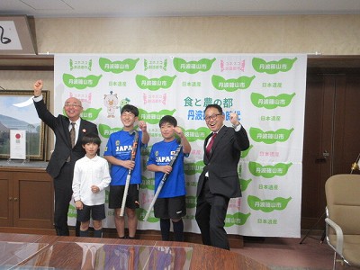 ホッケー贈呈式2