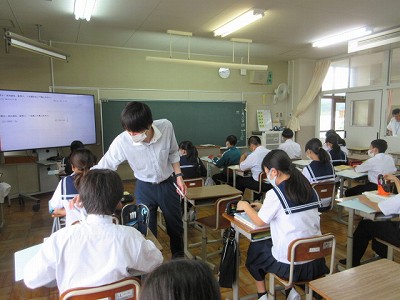 西紀中学校1