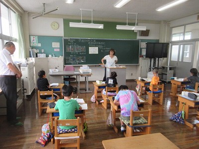 西紀小学校4