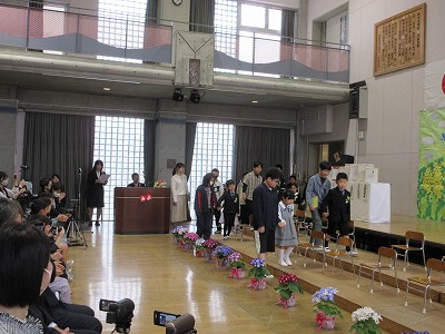 今田小入学式1