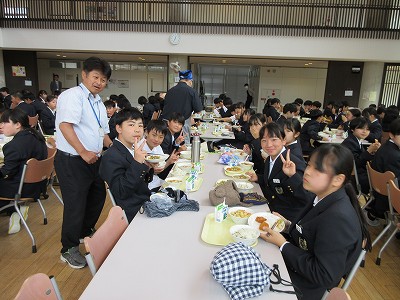 篠中宇学校給食4