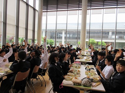 篠中学校給食7