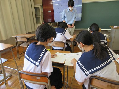 西紀中学校2