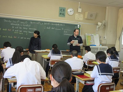 西紀中学校3