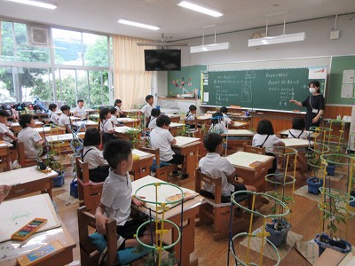 味間小学校1