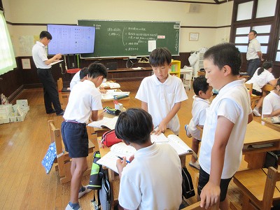 八上小学校2