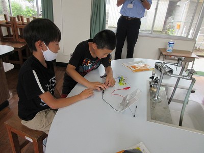 西紀小学校3