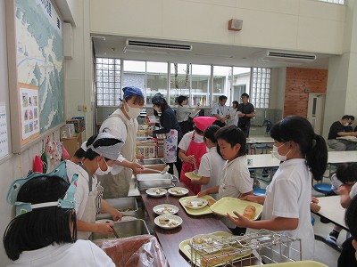 給食試食会1