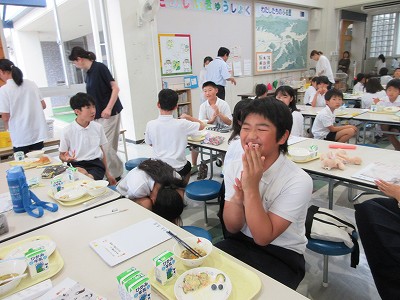 給食試食会11