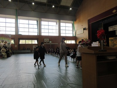 味間小学校入学式1