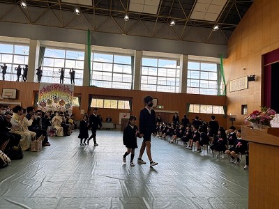 味間小学校入学式2