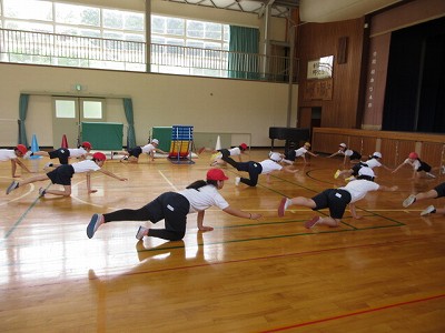 西紀北小学校1
