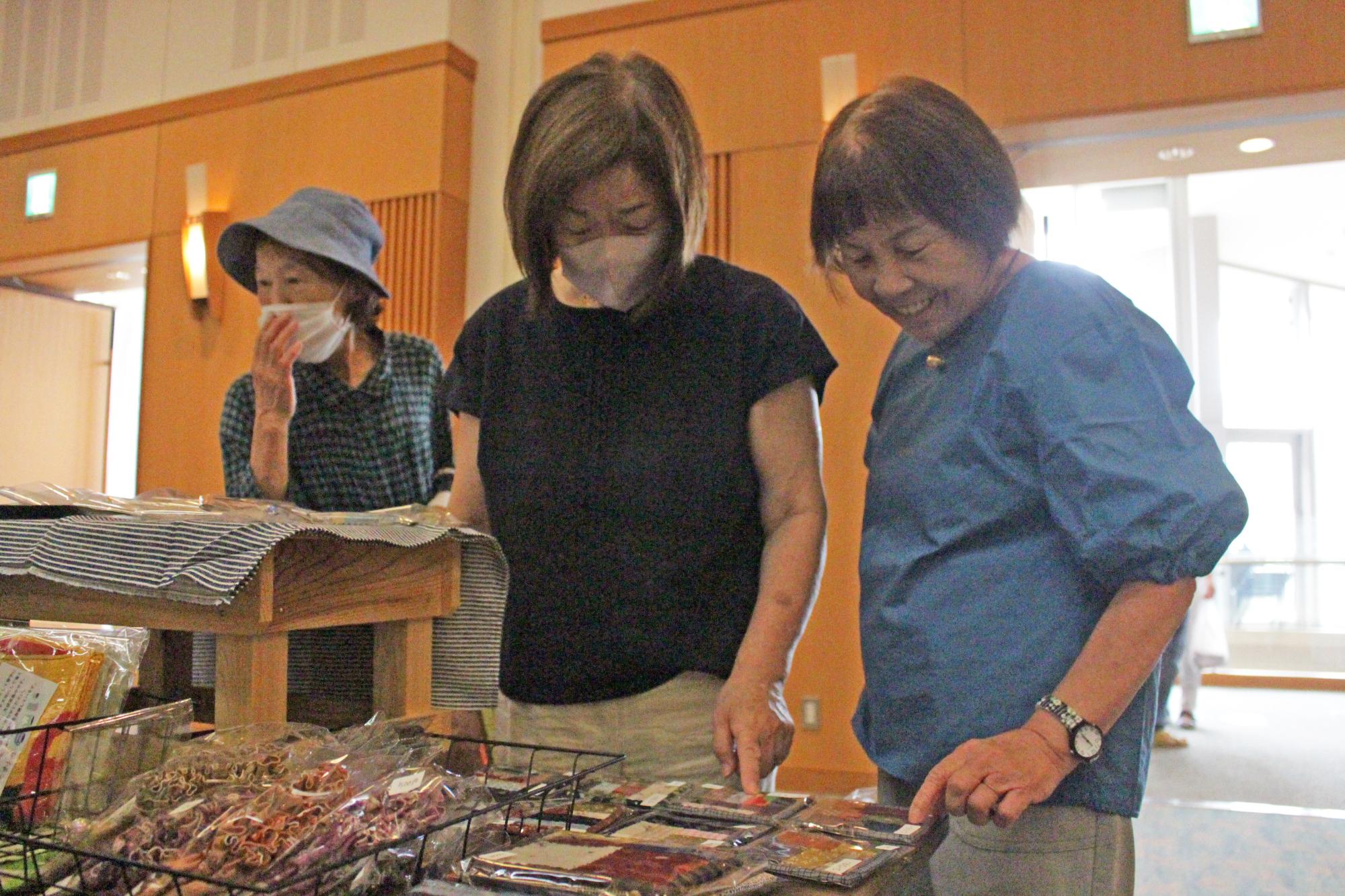 フリーマーケットの様子