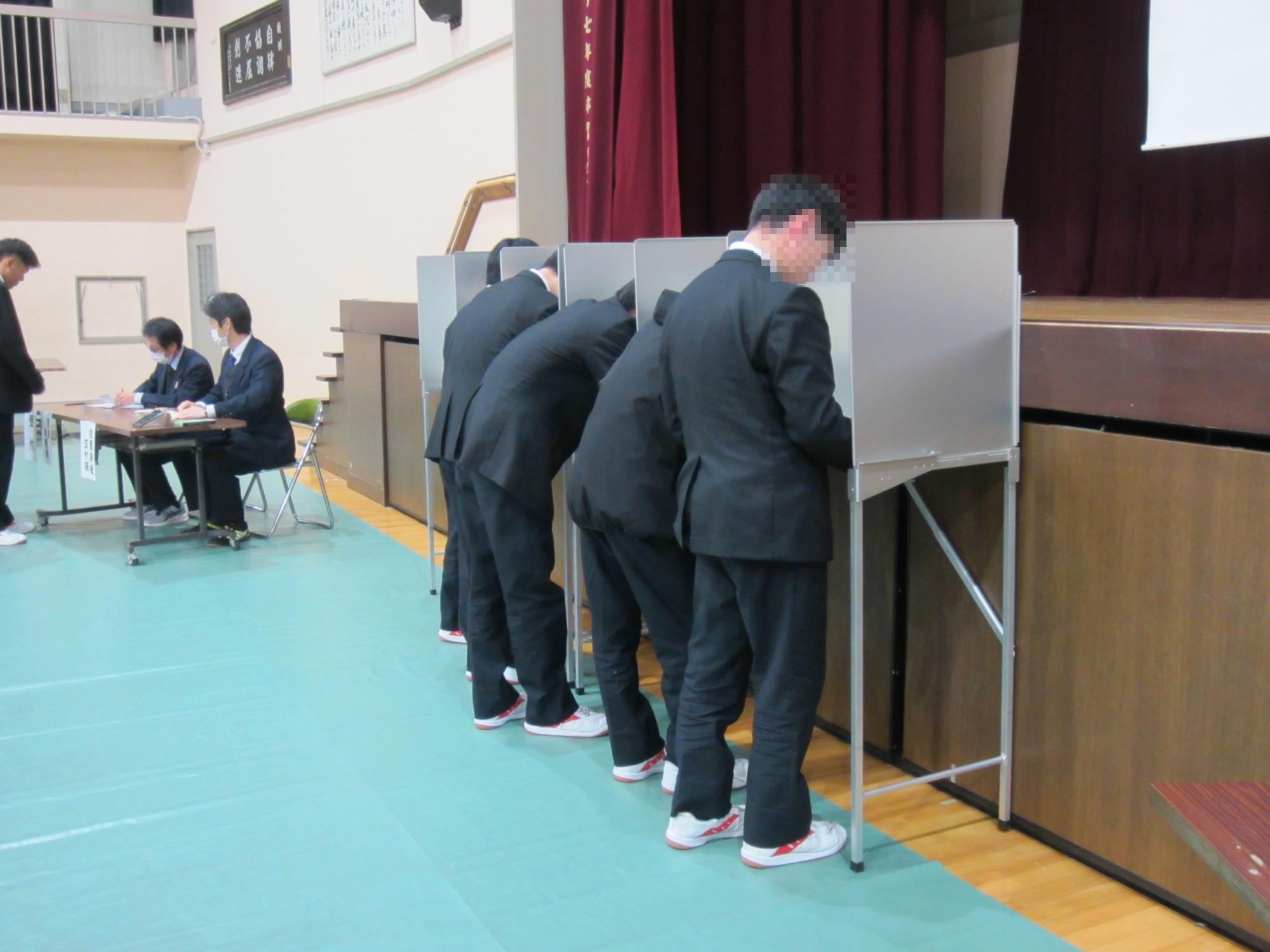 篠山産業高校選挙出前授業の様子