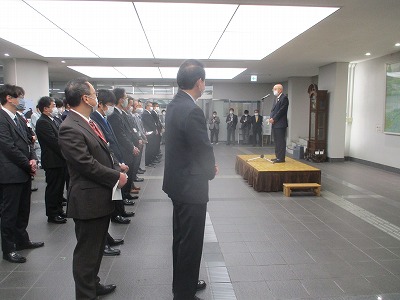 年初1