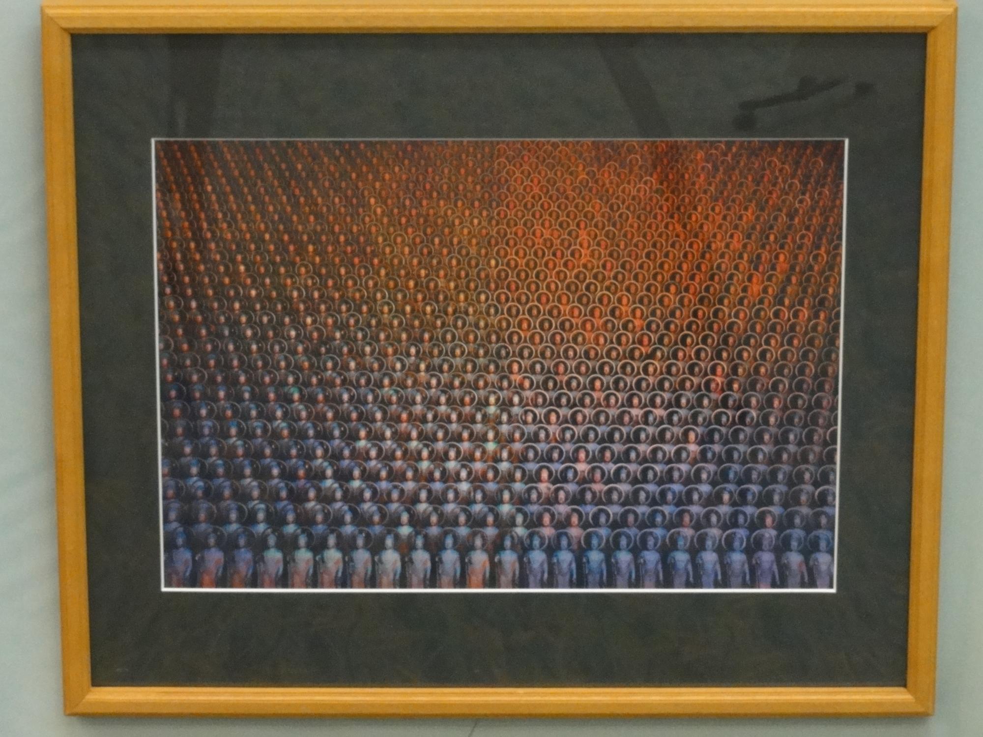 写真の作品。フレームいっぱいに万体の画像を映している。