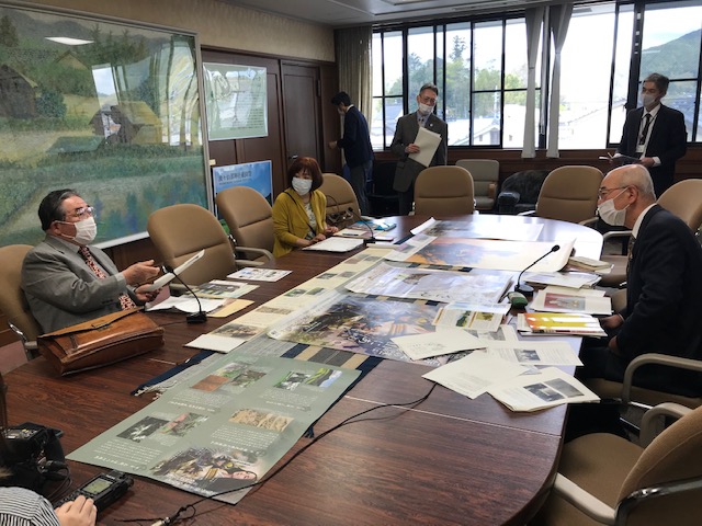 ラジオ打合せ風景