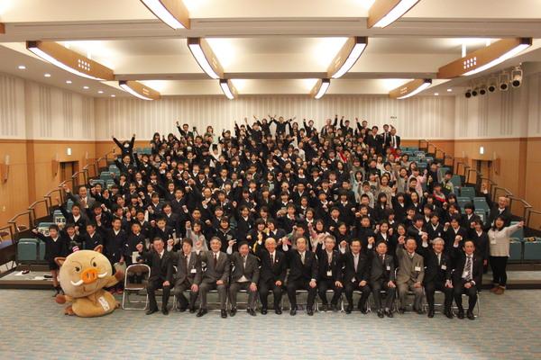 篠山市こども会議に参加された方の集合写真