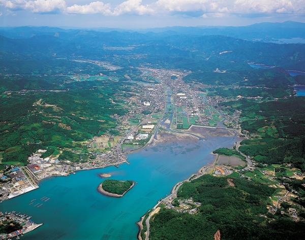 空から見た愛南町の全体写真