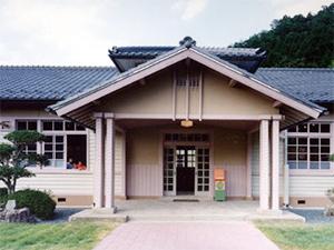 篠山チルドレンズミュージアムの入り口の写真