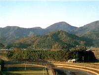 山が写真に写っている。