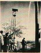 1954年に南河内村で行われたた上水道通水式の写真
